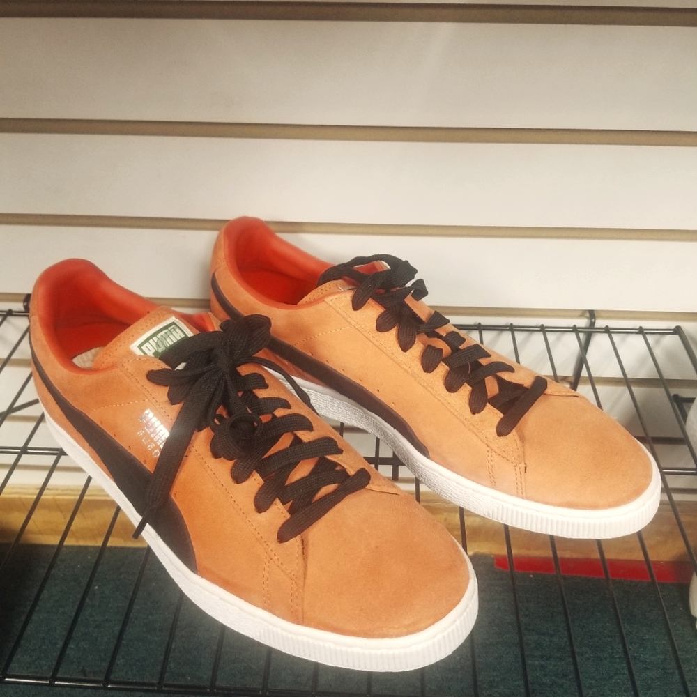 Puma sneakers